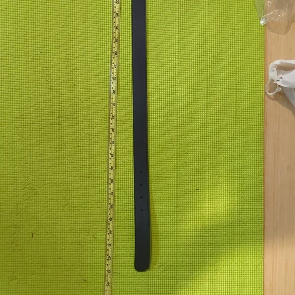 Gucci GG 3 cm gold buckle navy belt - Picture 3 of 8